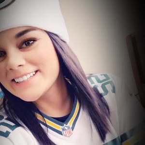 Meet your Posher, Emilia